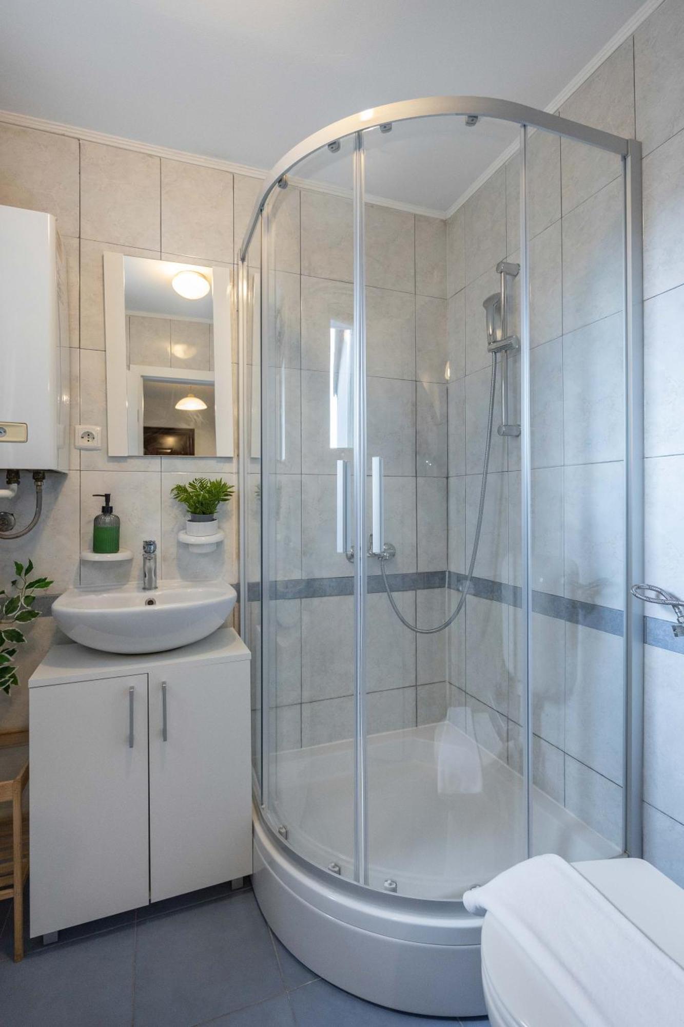 Modern Studio Near City Center Zagreb Ngoại thất bức ảnh